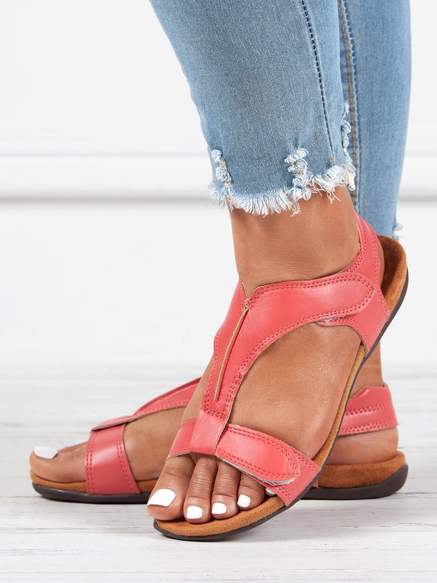 Women's Adjustable Leather Retro Solid Color Casual Portable Sandals