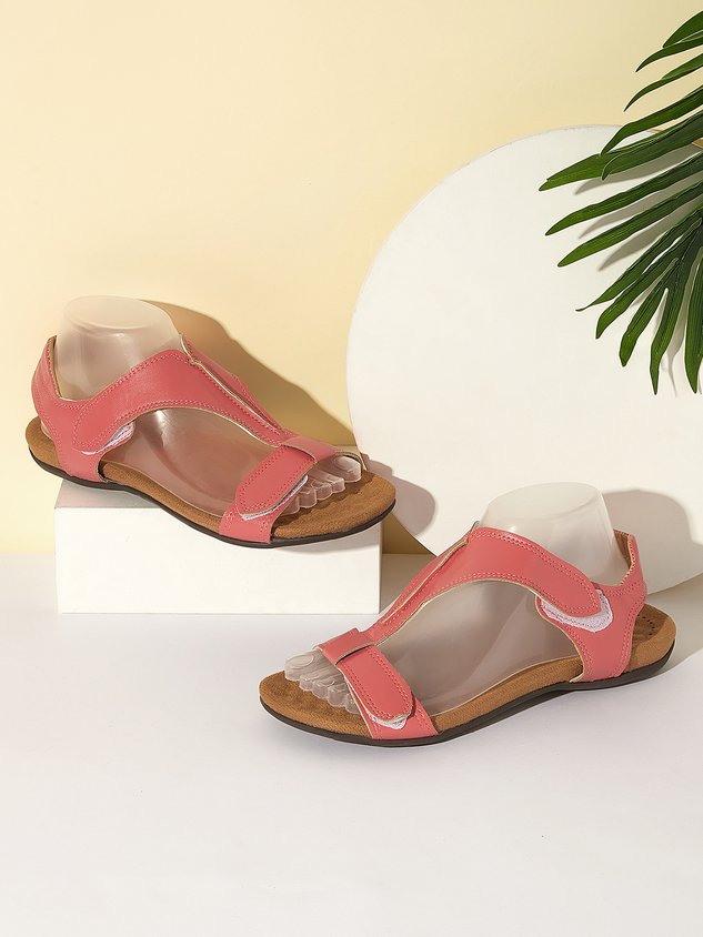 Women's Adjustable Leather Retro Solid Color Casual Portable Sandals