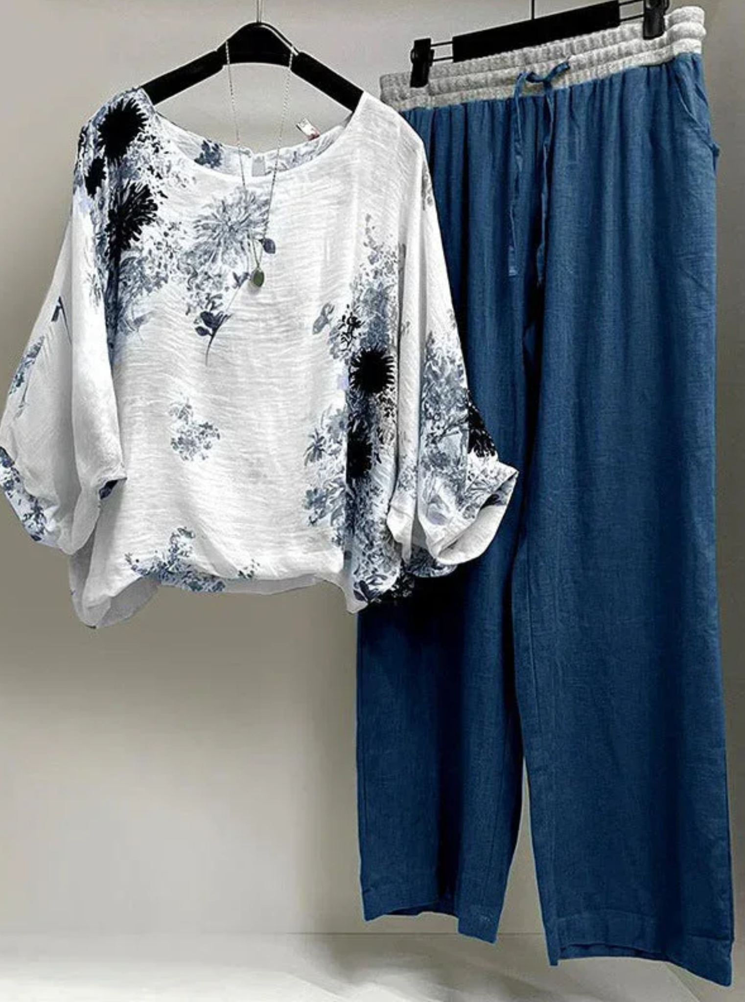 Women's Floral Print Two-Piece Set | Batwing Sleeve Top & Linen Wide Leg Pants