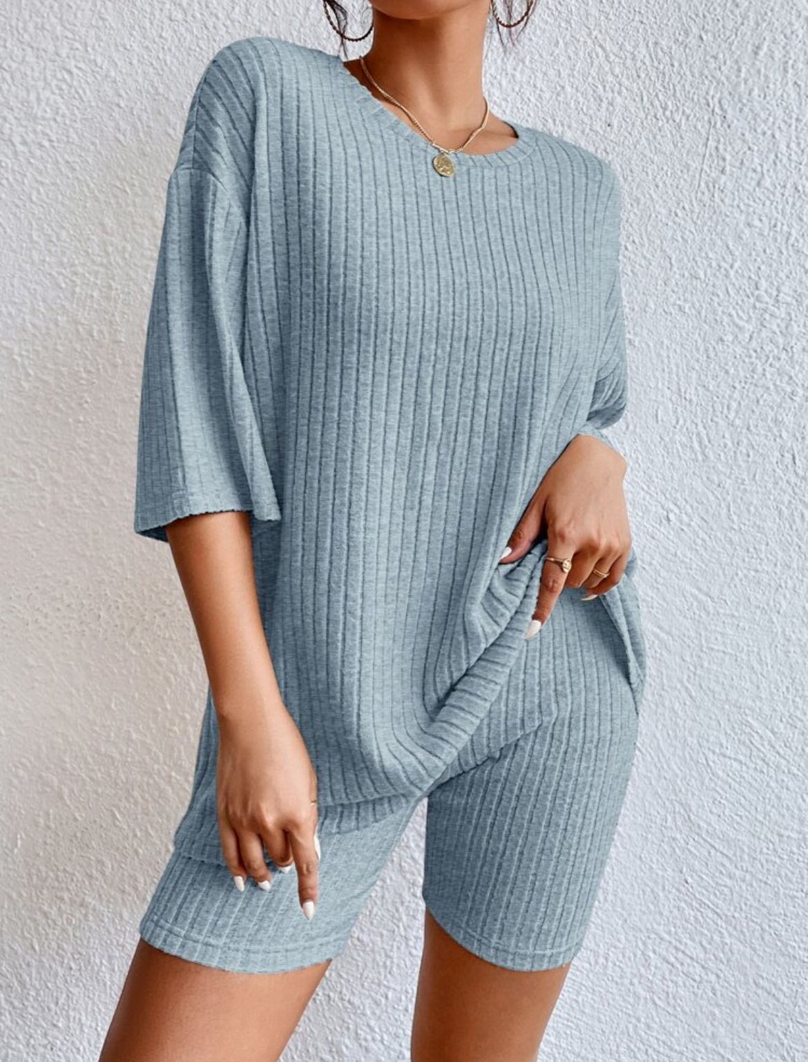 Women Crew Neck Drop Shoulder Half Sleeve Top & High Waist Shorts 2 Piece Loungewear Set