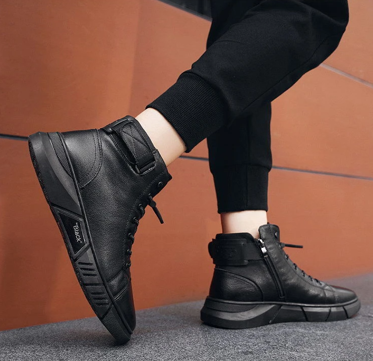 Men's Black Leather Solid Chelsea Boots