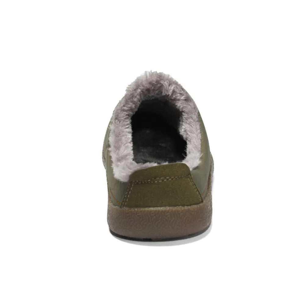 2022 Waterproof built-in plush cotton shoes