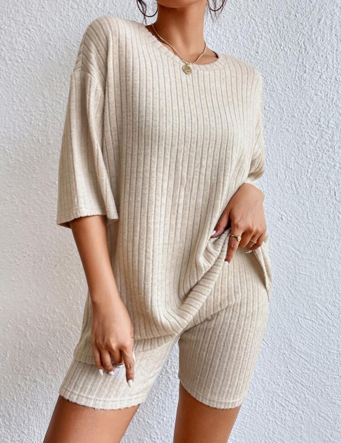 Women Crew Neck Drop Shoulder Half Sleeve Top & High Waist Shorts 2 Piece Loungewear Set
