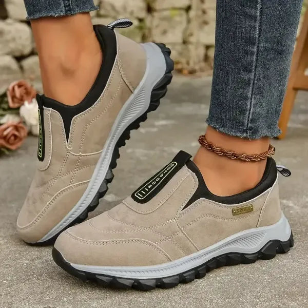 Lightweight Comfortable Waterproof Outdoor Walking Sneakers