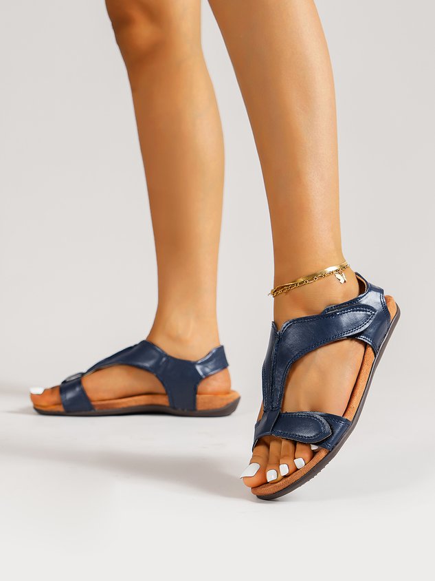 Women's Adjustable Leather Retro Solid Color Casual Portable Sandals