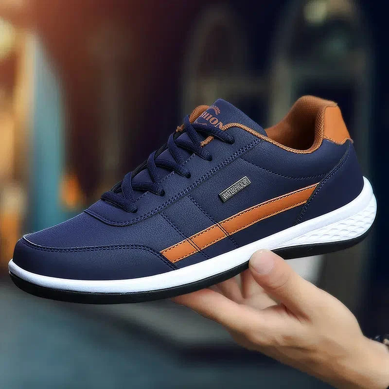MEN'S EXTENDED WIDTH FOOT AND HEEL COMFORTABLE BREATHABLE SNEAKERS