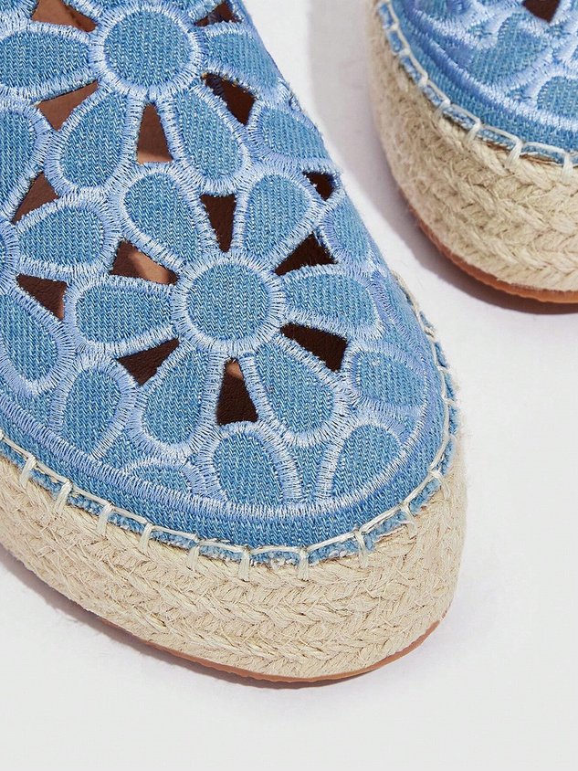 Summer Hollow Out Floral Embroidered Platform Mules