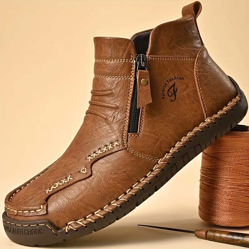 Men's Hand-sewn Cowhide Boots Comfortable Waterproof And Non-slip