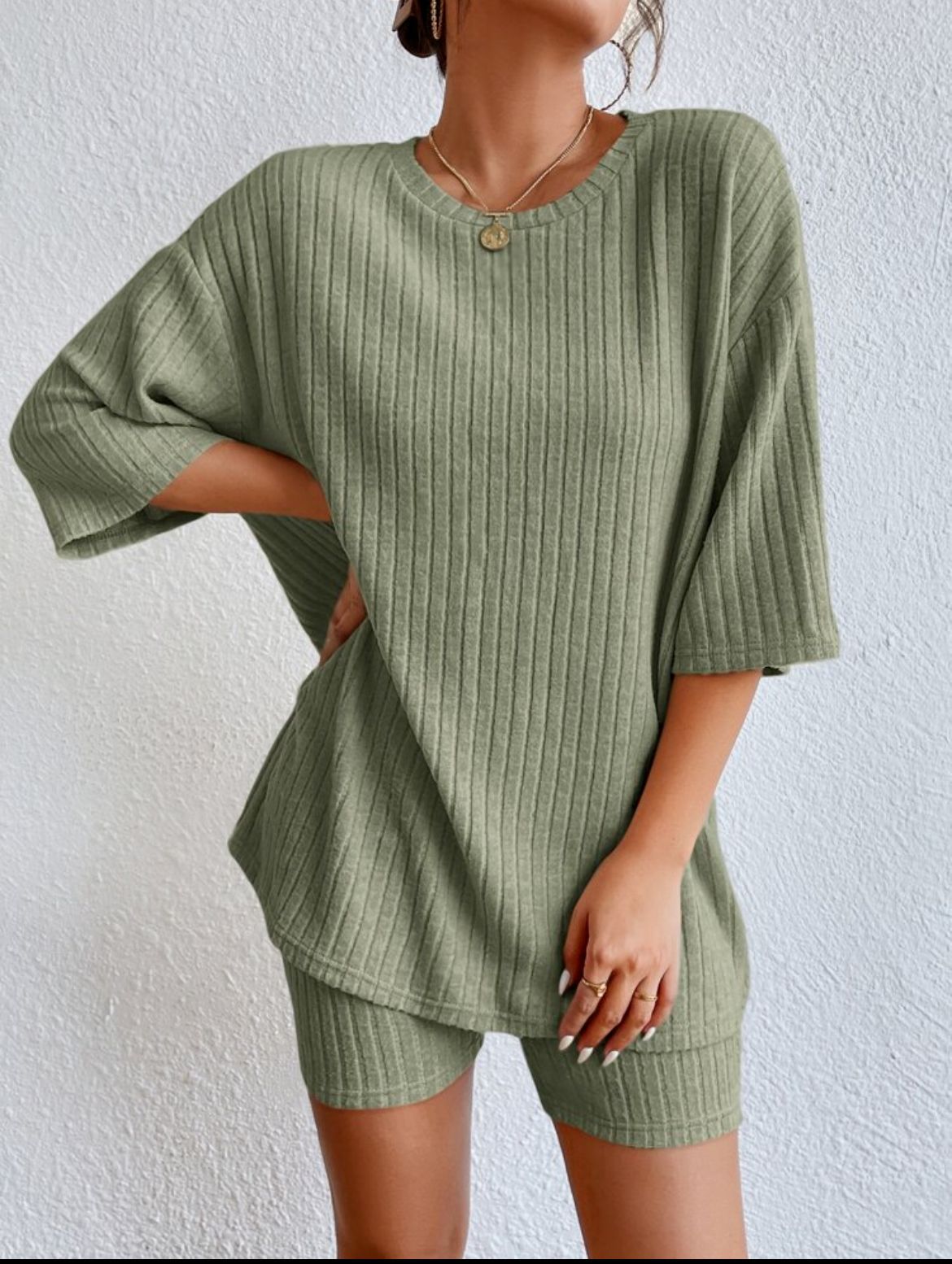 Women Crew Neck Drop Shoulder Half Sleeve Top & High Waist Shorts 2 Piece Loungewear Set