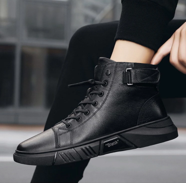 Men's Black Leather Solid Chelsea Boots