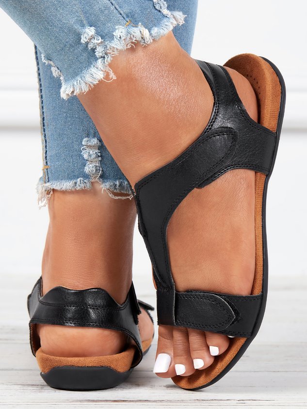 Women's Adjustable Leather Retro Solid Color Casual Portable Sandals
