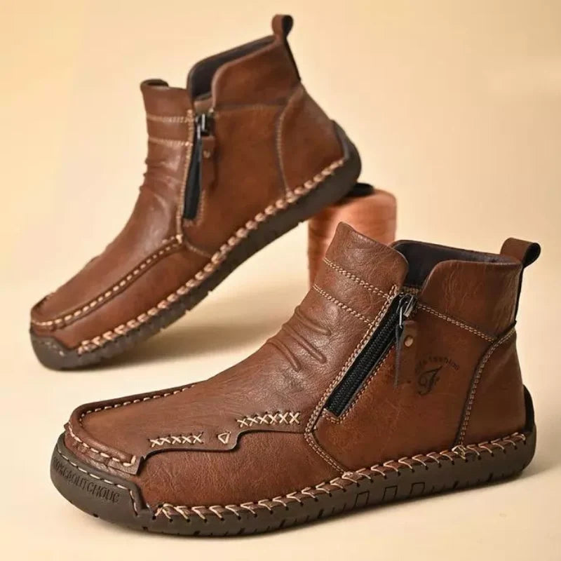 Men's Hand-sewn Cowhide Boots Comfortable Waterproof And Non-slip