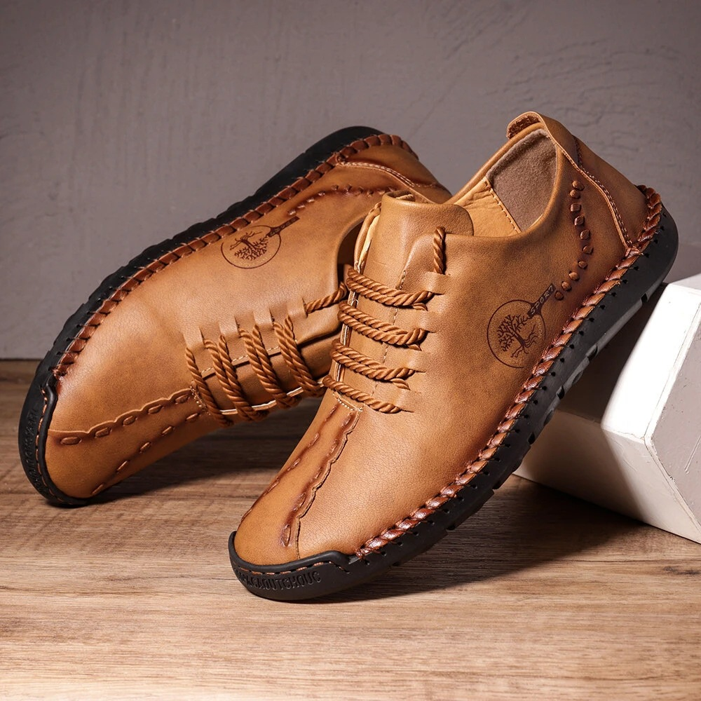 Casual Men's Shoes Large Size Hand-sewn Peas Shoes Business Retro Soft Sole Men's Shoes