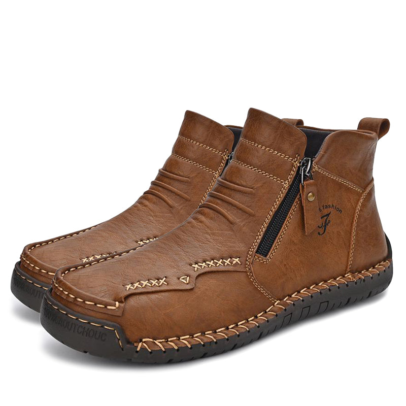 Men's Hand-sewn Cowhide Boots Comfortable Waterproof And Non-slip