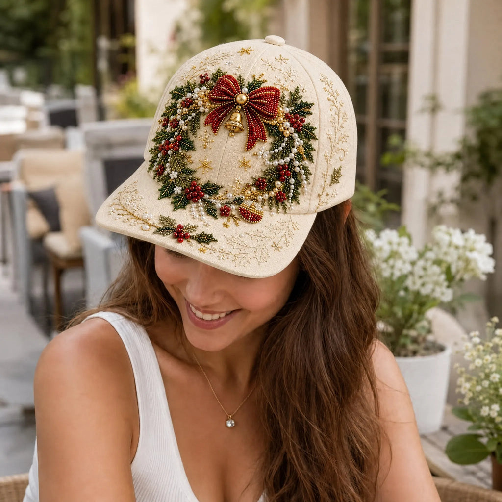 🔥HOT SALE🔥🎄🧢 Premium Christmas Beaded Hat DIY Kit | Luxury Flocked Canvas with Scratch-Resistant Non-Fading Pearl Beads DIY Handmade Holiday Cap Decor 🎅🪡✨
