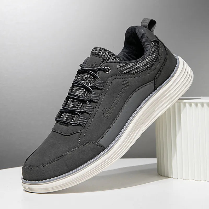MEN'S LIGHTWEIGHT CANVAS SOFT-SOLED CASUAL SHOES