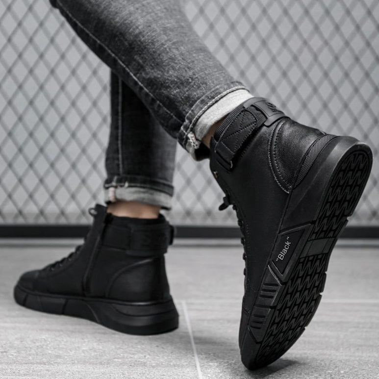 Men's Black Leather Solid Chelsea Boots