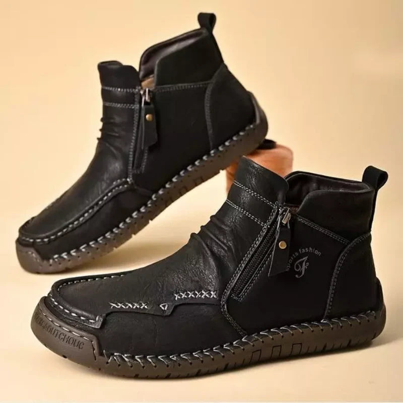 Men's Hand-sewn Cowhide Boots Comfortable Waterproof And Non-slip