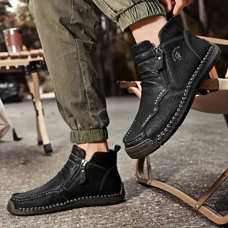 Men's Hand-sewn Cowhide Boots Comfortable Waterproof And Non-slip