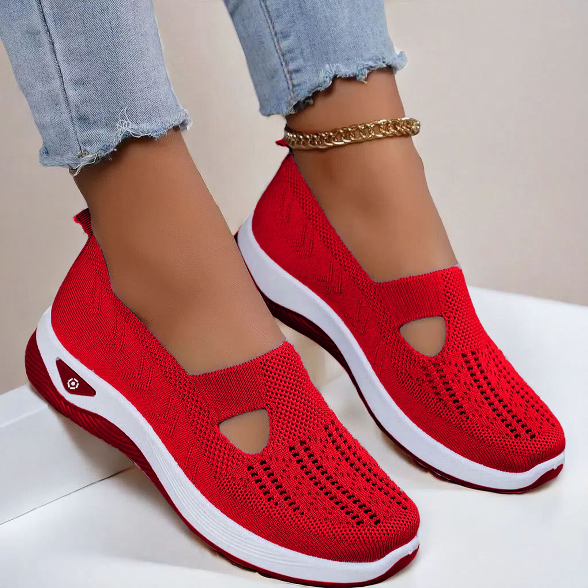 Women's Breathable Mesh Slip-On Sneakers