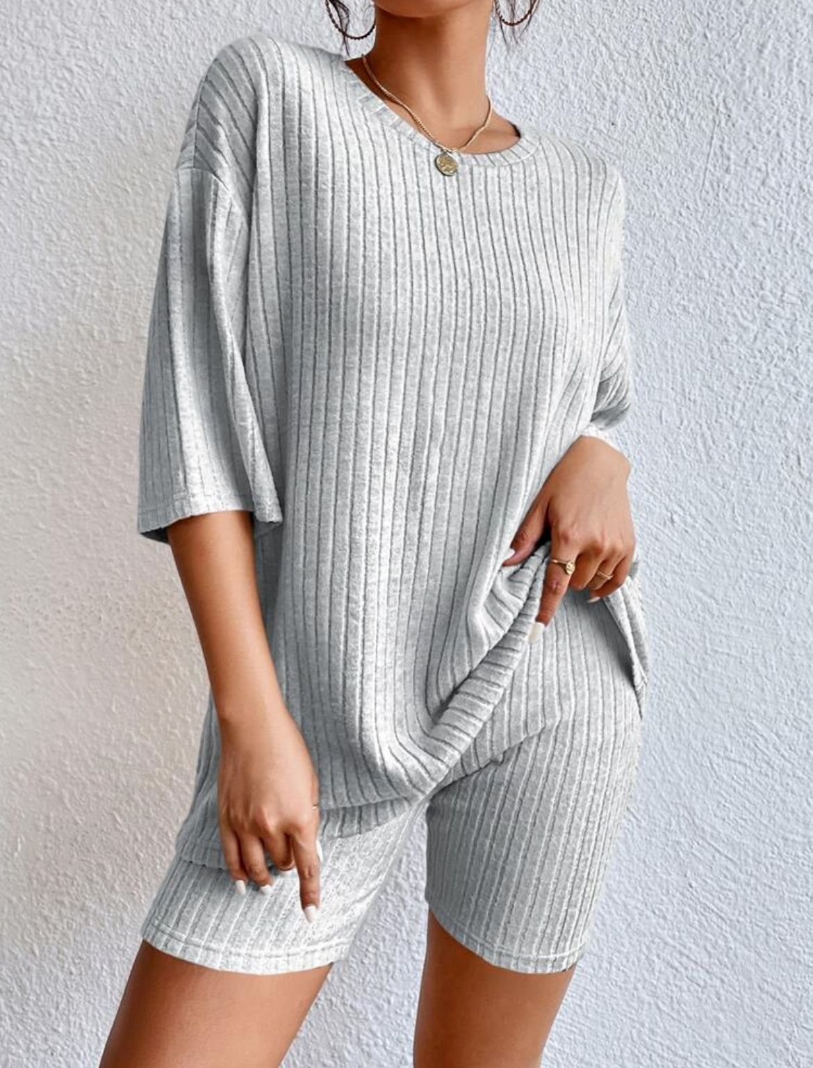Women Crew Neck Drop Shoulder Half Sleeve Top & High Waist Shorts 2 Piece Loungewear Set