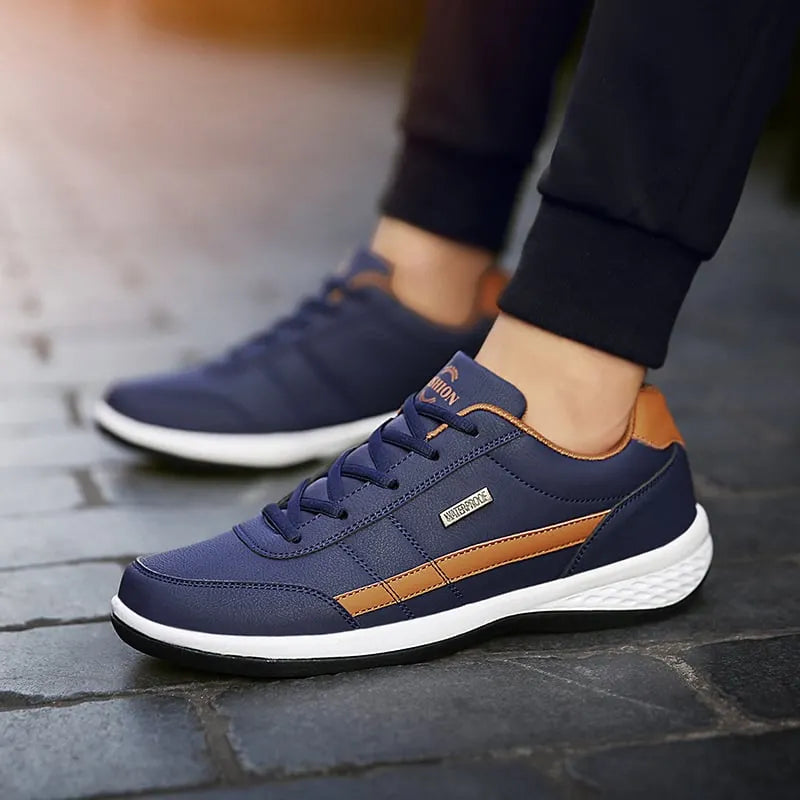 MEN'S EXTENDED WIDTH FOOT AND HEEL COMFORTABLE BREATHABLE SNEAKERS